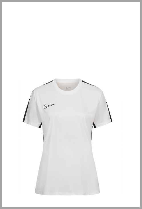 Товари Nike Знижки до 61% из магазина SportSpar (Германия)