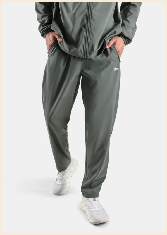 Спортивний одяг та взуття Знижки до 50% з магазину Reebok (Німеччина)